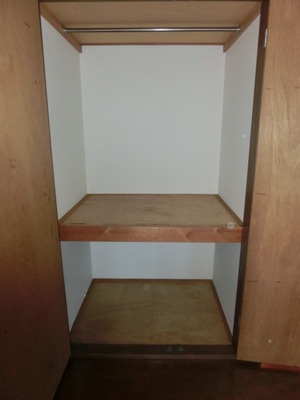 Receipt. Also housed in the course room.