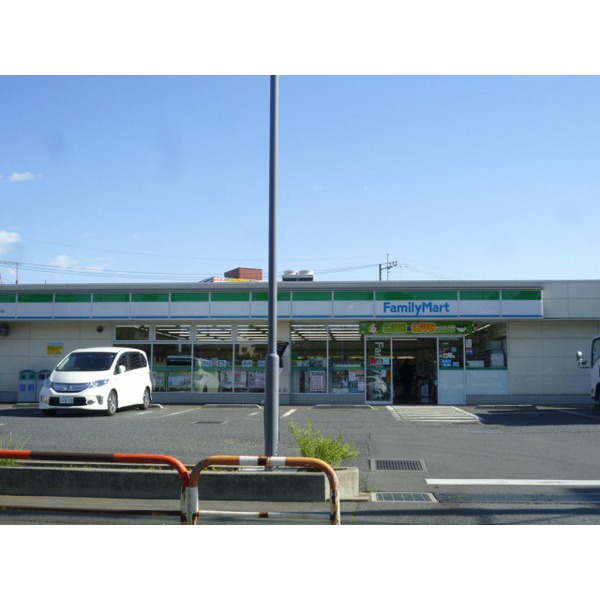 Convenience store. FamilyMart Wako Nam-chome up (convenience store) 244m