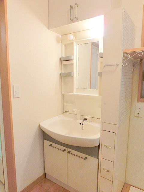 Washroom. Separate vanity