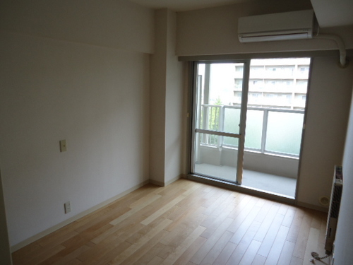 Other room space. Western-style (about 6.0 tatami mats)