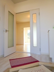 Entrance.  ※ It is a photograph of the same type of room ※ 