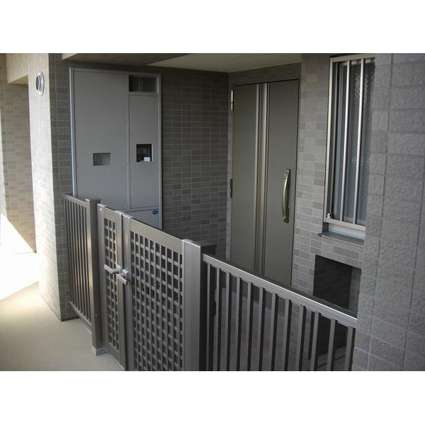 Entrance. Entrance porch