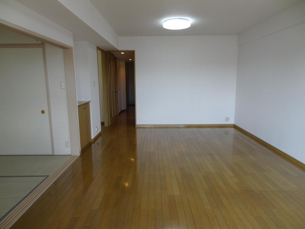 Living. Indoor (September 2013) Shooting