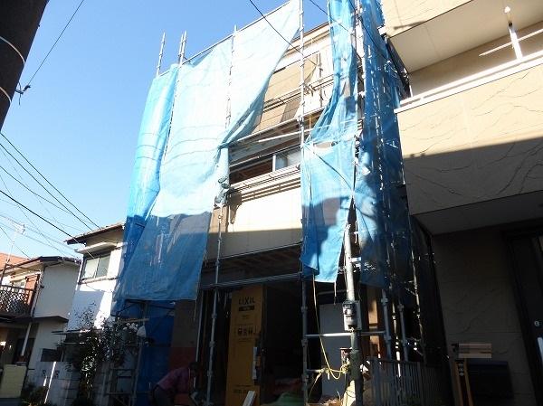 Local appearance photo. Local (12 May 2013) Shooting