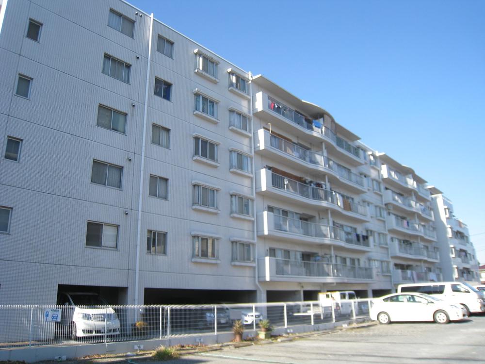 Local appearance photo. Local (12 May 2013) Shooting