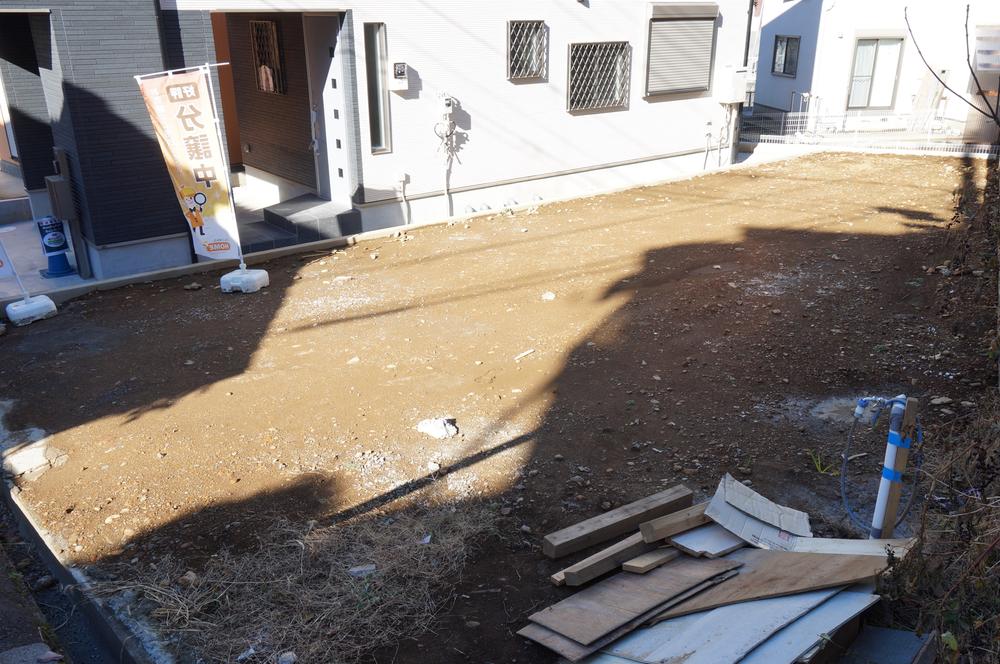 Local land photo. Local (12 May 2013) Shooting