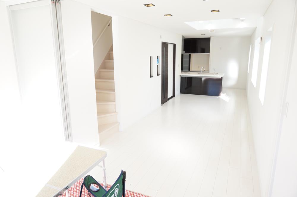 Living. Indoor (12 May 2013) Shooting