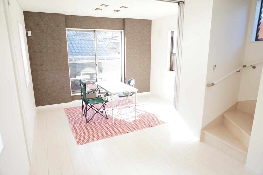 Living. Indoor (12 May 2013) Shooting