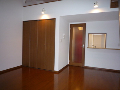 Living and room.  ※ Photos are separate in Room.