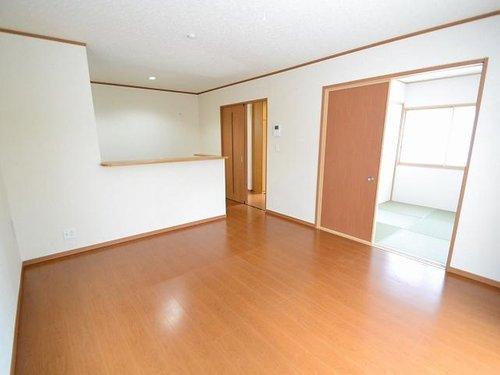 Same specifications photos (living). ( Building) same specification