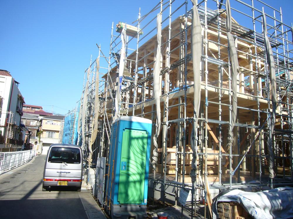 Local photos, including front road. Local (12 May 2013) Shooting