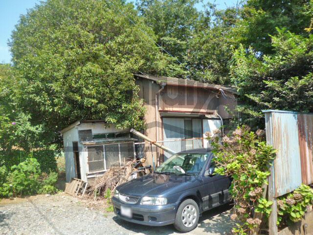 Local photos, including front road. Local (September 2013) Shooting