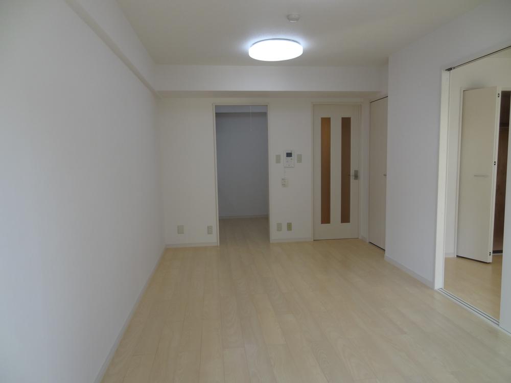 Living. Indoor (11 May 2013) Shooting