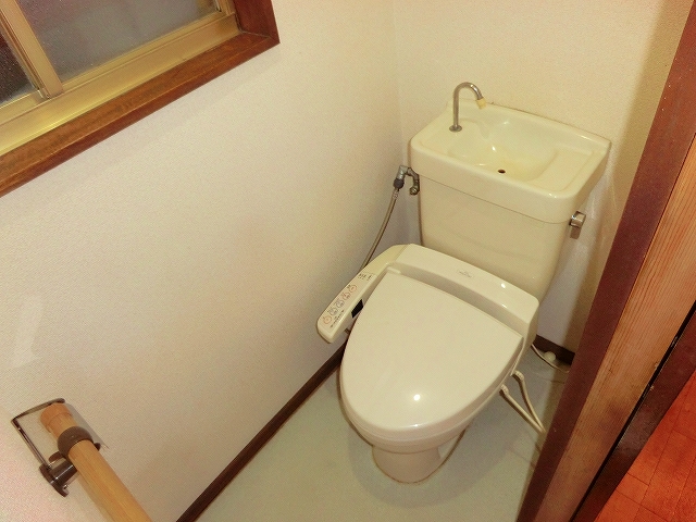 Toilet
