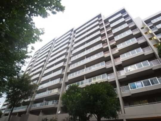 Local appearance photo. Mansion appearance