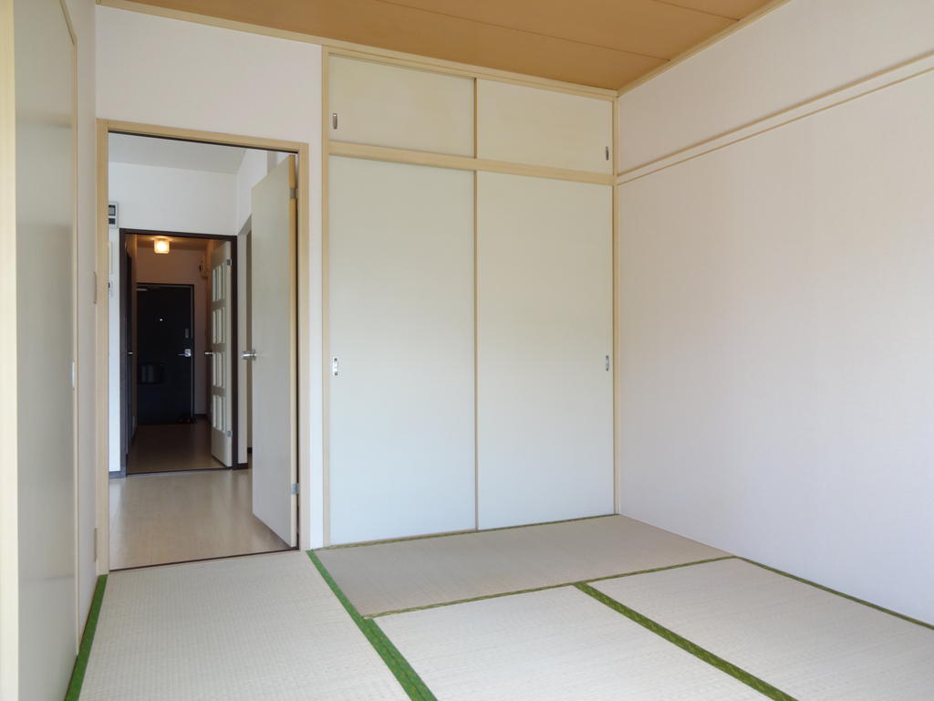 Other room space. Rooms housed plenty of Japanese-style "