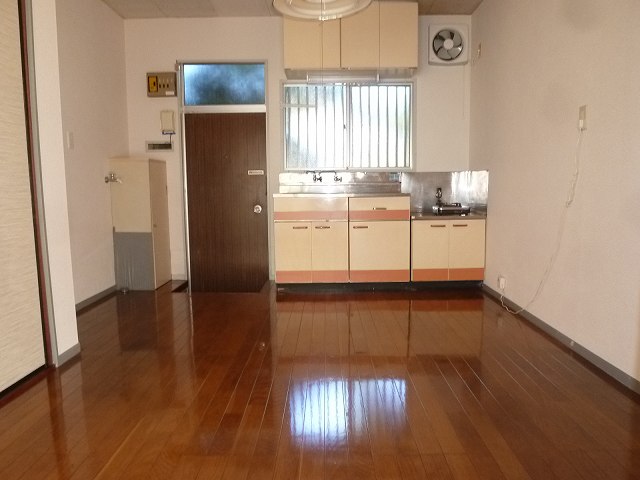 Living and room. DK space