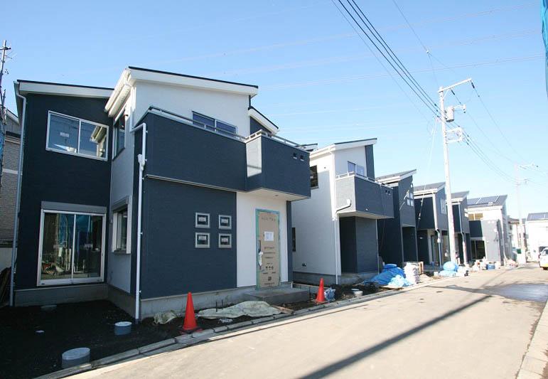 Local photos, including front road.  [Local (12 May 2013) Shooting] Why do not we start a new life in a natural rich Wako Niikura? 