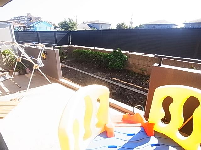 Garden. Local (10 May 2013) Shooting