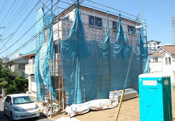 Local appearance photo. Local (mid-September shooting 2013)