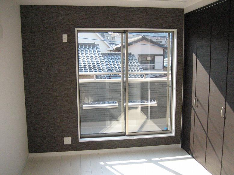 Non-living room. Third floor bedroom