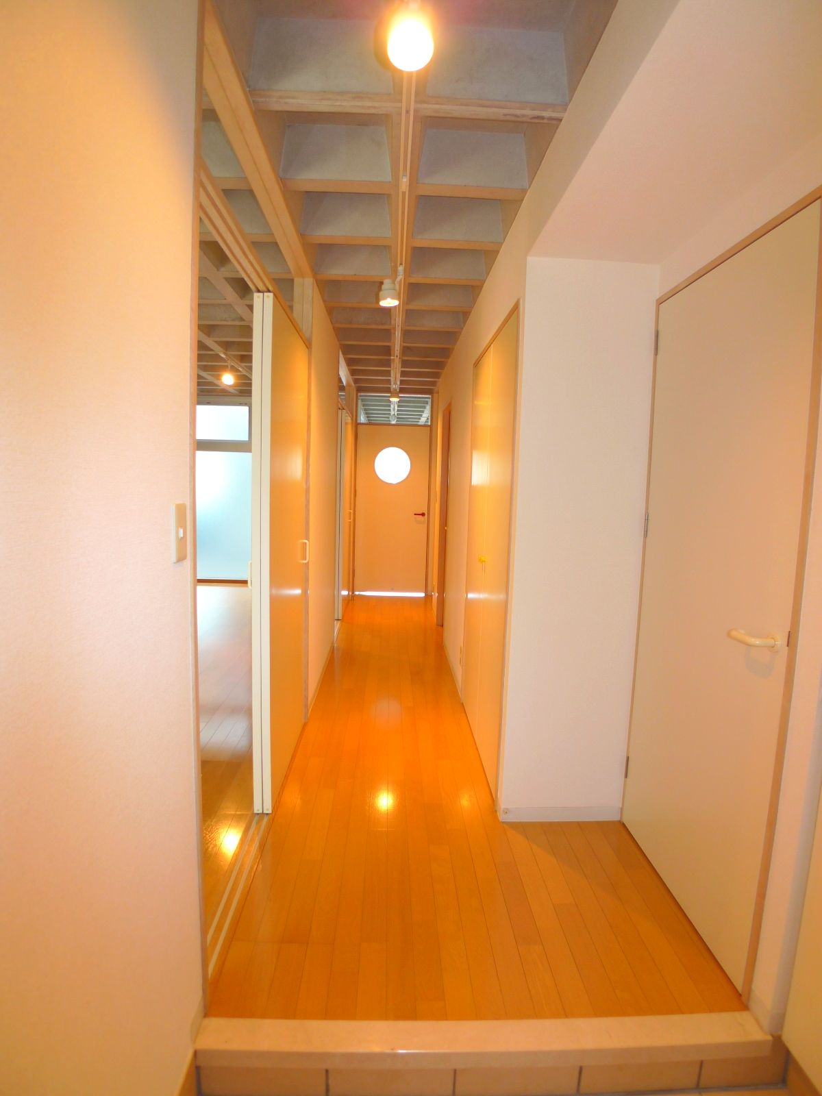 Entrance. Corridor part