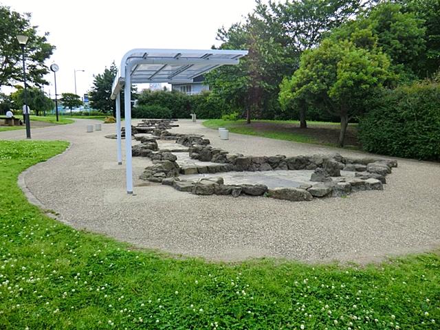 park. 900m to babble park