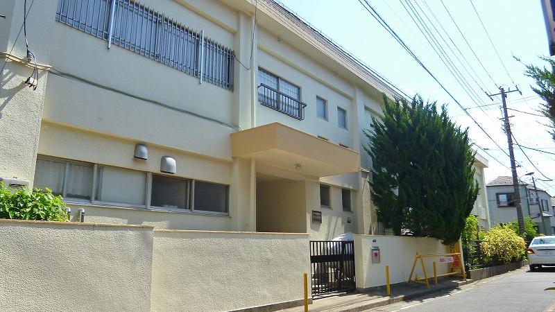 kindergarten ・ Nursery. 708m to a small sheep kindergarten