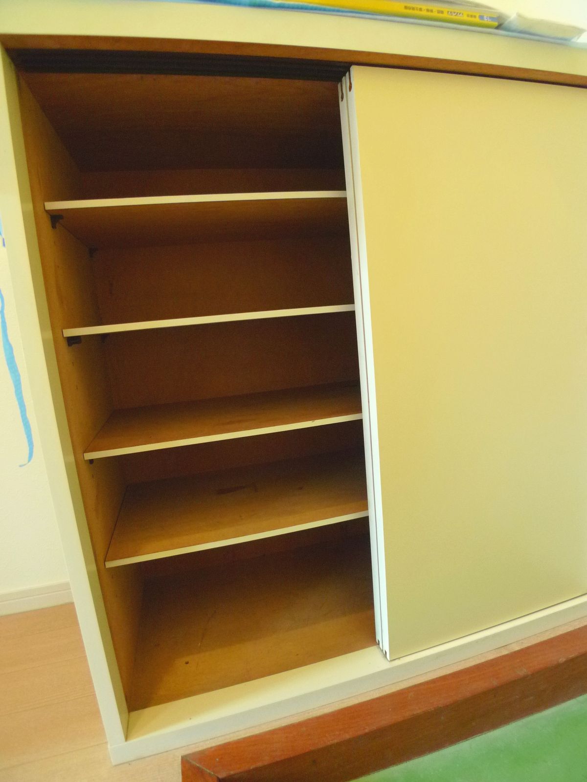 Other Equipment. Shoes BOX