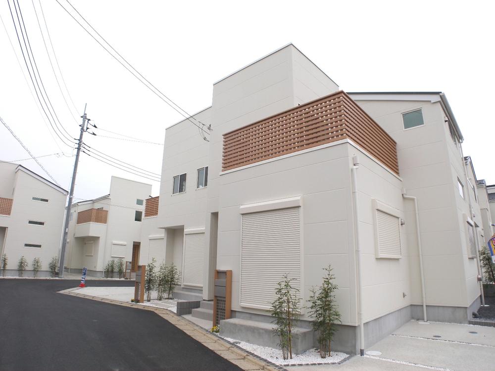 Local appearance photo