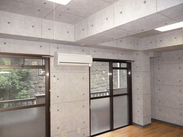 Living and room. Western-style is about 7 Pledge of spread of the room