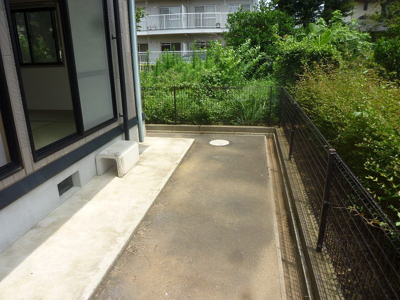 Balcony. Private garden space