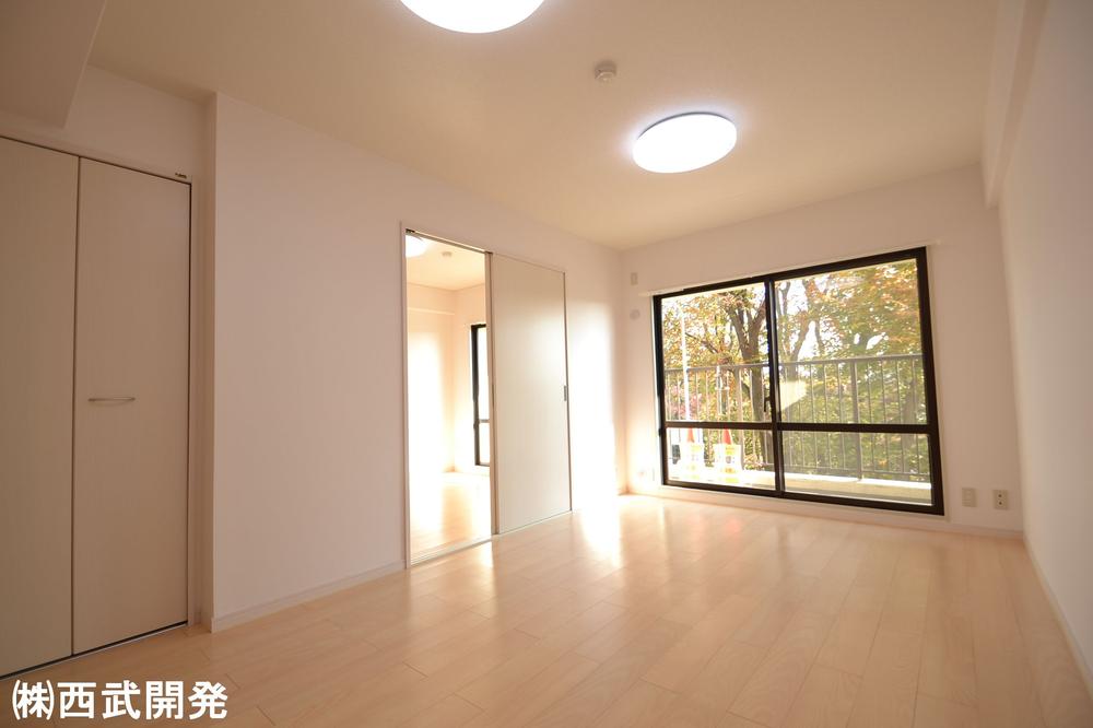 Living. Indoor (12 May 2013) Shooting