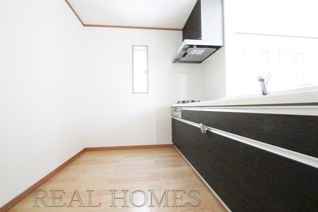 Kitchen. Indoor (10 May 2013) Shooting 12 Building