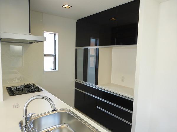 Kitchen. Kitchen storage