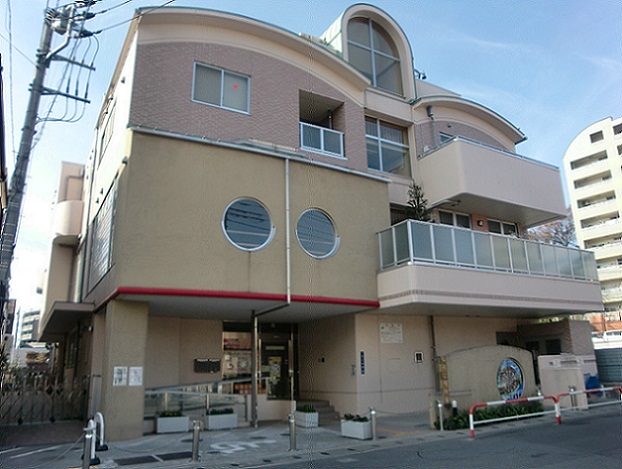 kindergarten ・ Nursery. Nursery school (kindergarten ・ 300m to the nursery)