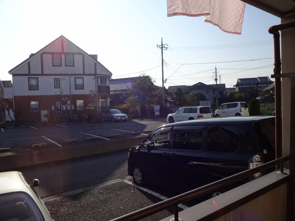 View. If you have your car, You Mimamore car.