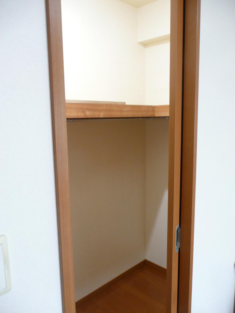 Receipt. Western-style 1 walk-in closet