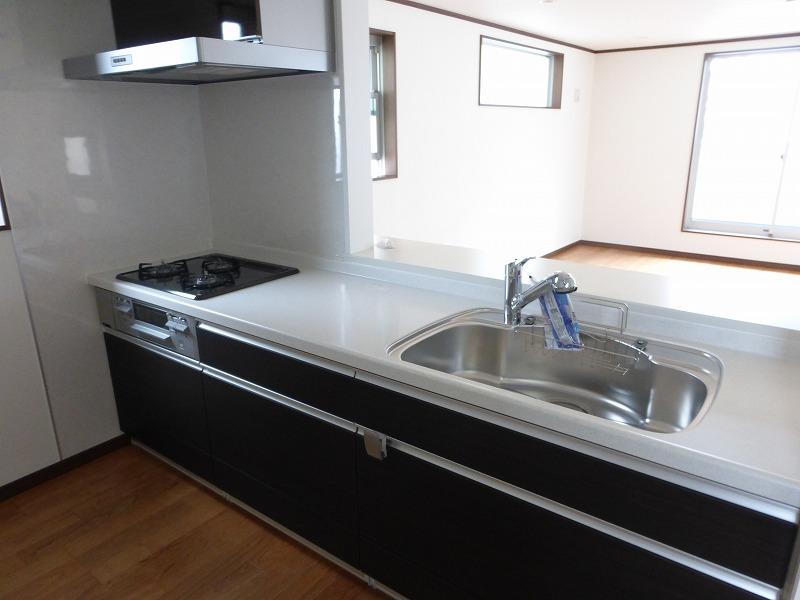 Kitchen. 8 Building Kitchen (October 2013) Shooting