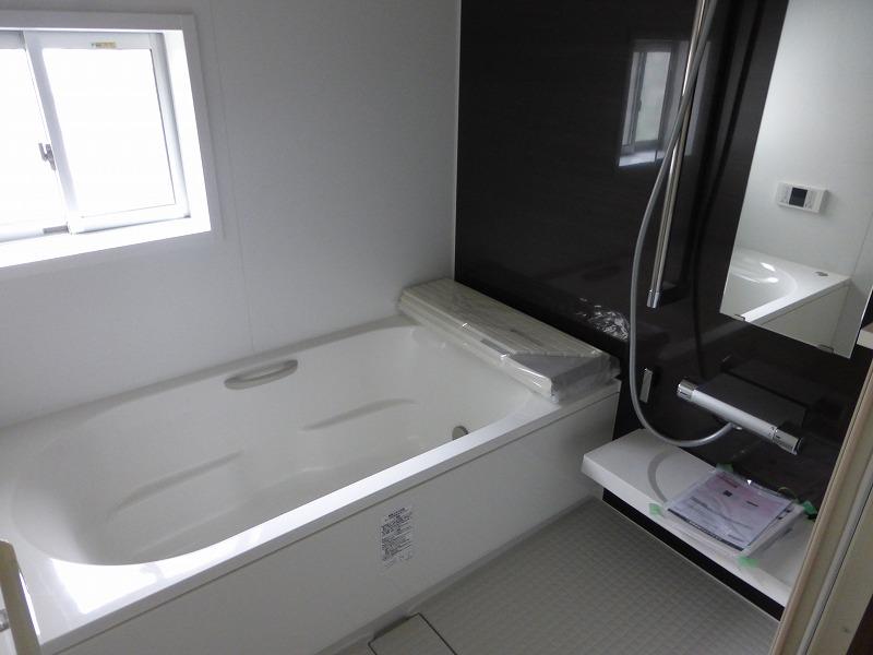 Bathroom. 8 Building Bathroom (10 May 2013) Shooting