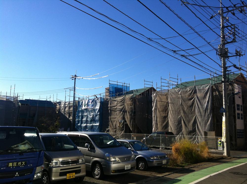 Local appearance photo. Local (12 May 2013) Shooting