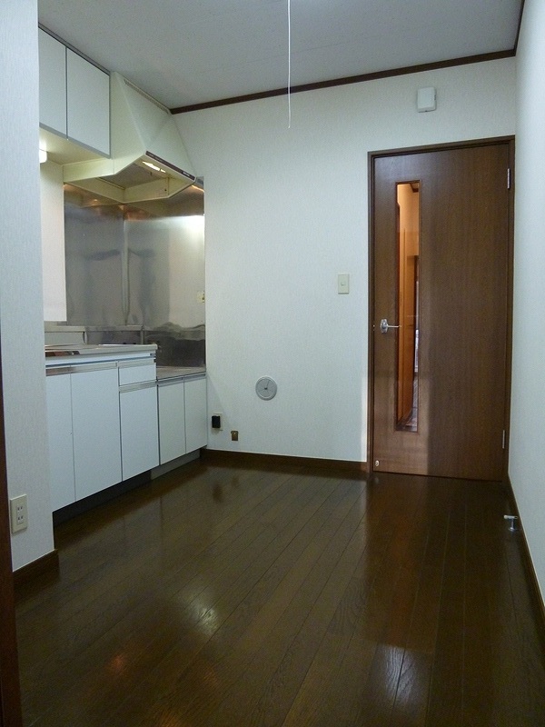 Living and room. Another, Room image