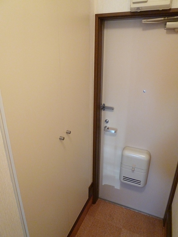 Entrance. Another, Room image