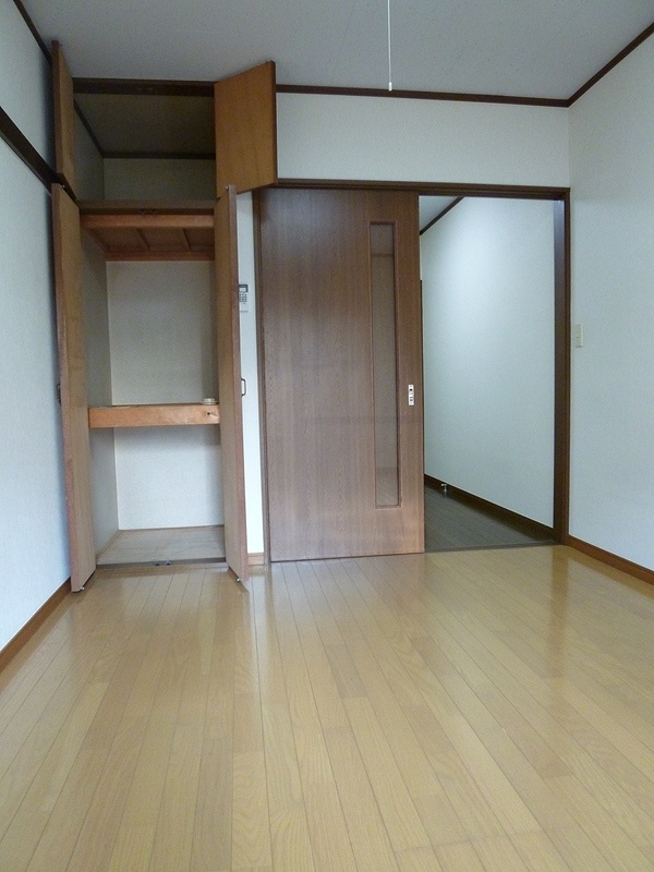 Other. Another, Room image