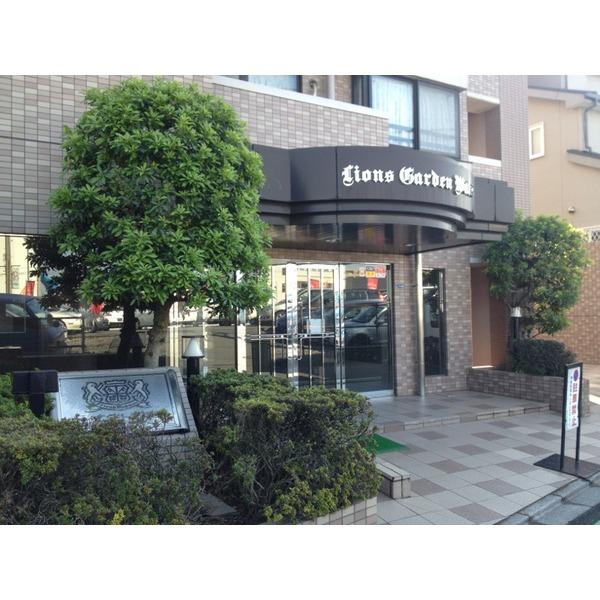 Local appearance photo