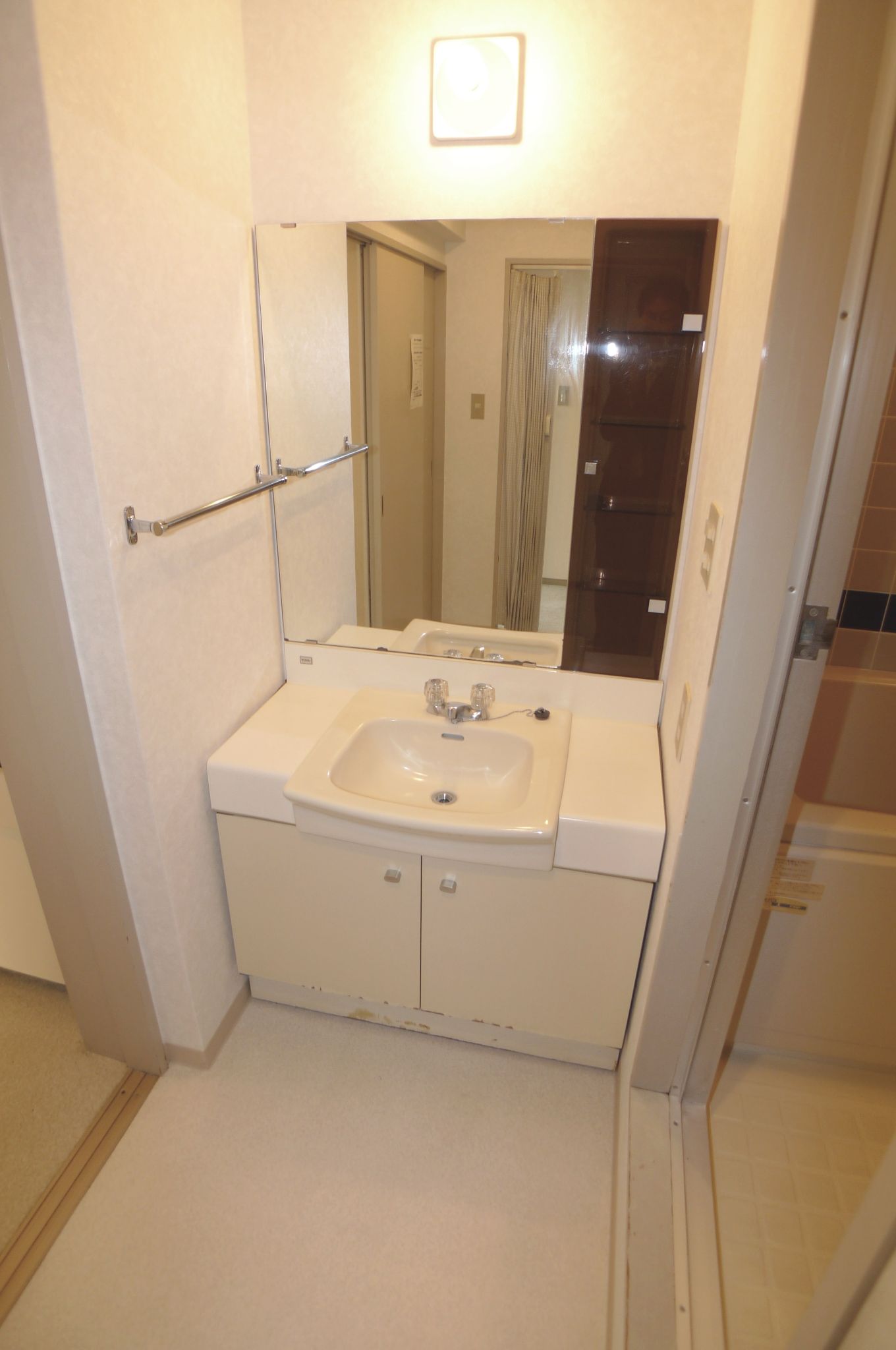 Washroom. Separate vanity