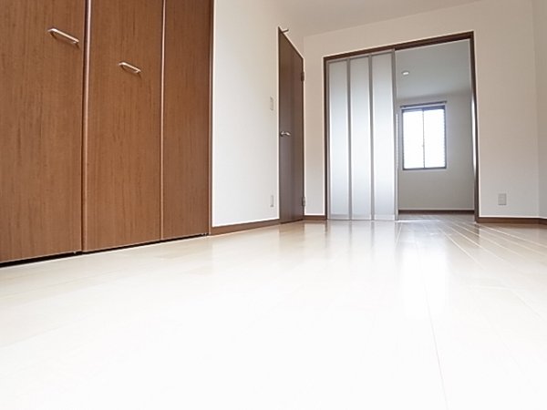 Other room space. Western style room