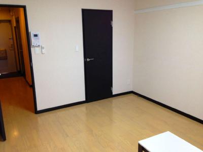 Other room space. 1F flooring, Laying 2F rug
