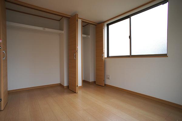 Same specifications photos (Other introspection)