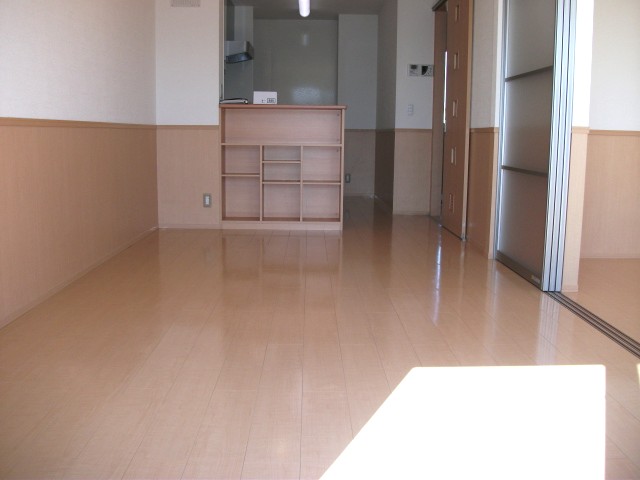 Living and room. Spacious bright living room